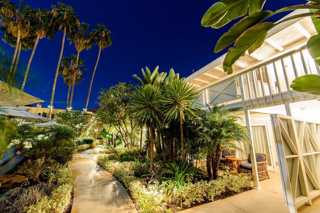 Pavilion 4*